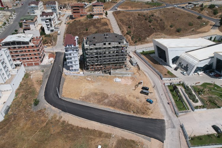 Çayırova'da üstyapı güçlendiriliyor -