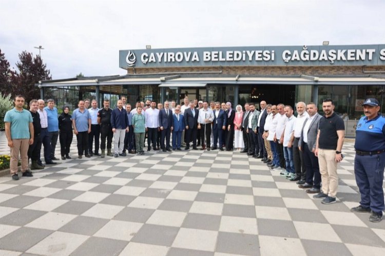 Çayırova protokolü kent bayramlaşmasında buluştu -