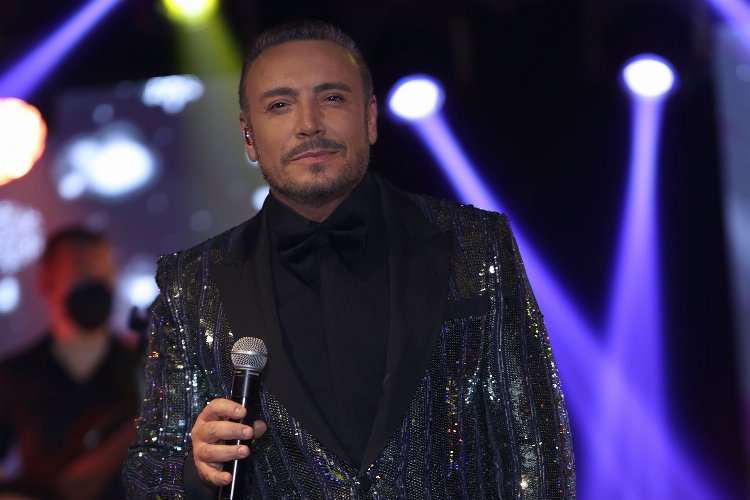 Cenk Eren stiliyle fenomene dönüştü -