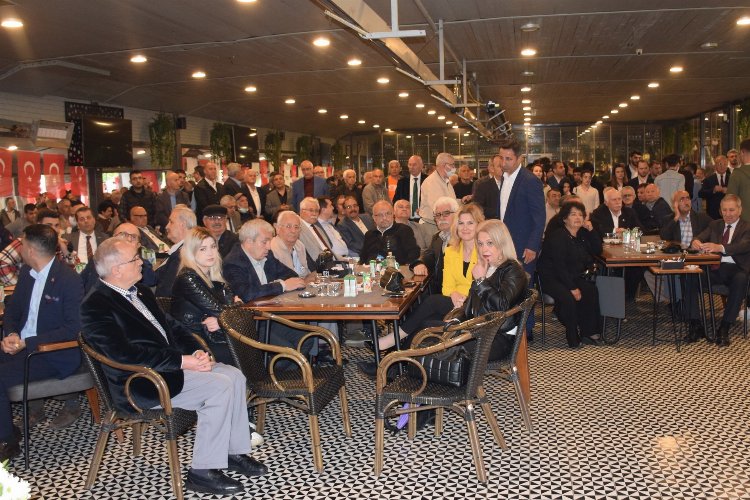 CHP Bursa'da hüzünlü bayramlaşma -