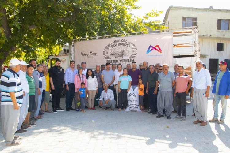 Çiftçiye bedava 125 koyun, 4 ton yem -