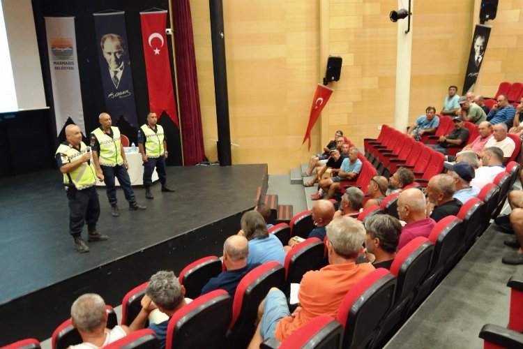Cip sürücülerine polisten seminer -