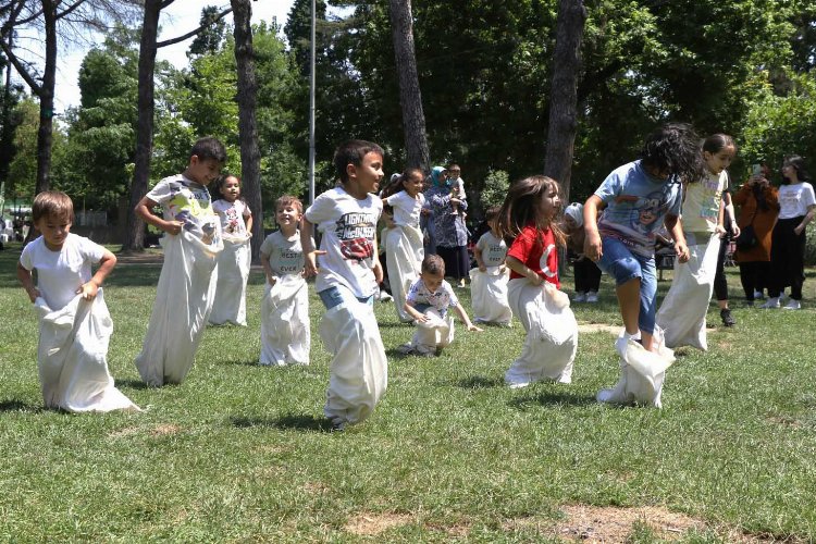 Çocukluğundaki eğlence Anne Şehir’de -