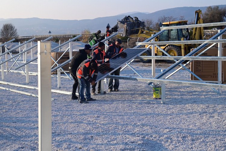 Çorum Belediyesi güneş enerji santralini kuruyor -
