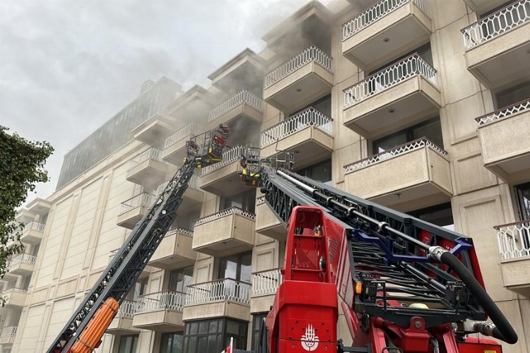 Çırağan Oteli'nde yangın! -