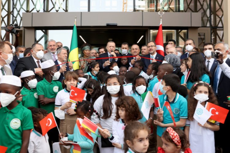 Cumhurbaşkanı Erdoğan, Dakar Büyükelçiliği Kançılarya Binası’nın açılışını yaptı -