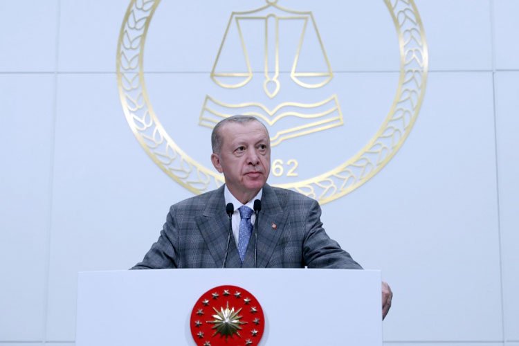 Cumhurbaşkanı Erdoğan: Sayıştay hiç bir kamu kurumunun rakibi değildir -