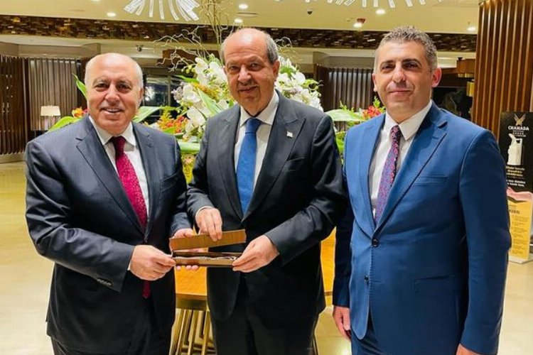 Cumhurbaşkanı Ersin Tatar’ı Kiraz Festivali için Mardin Yeşilli'ye davet ettiler -