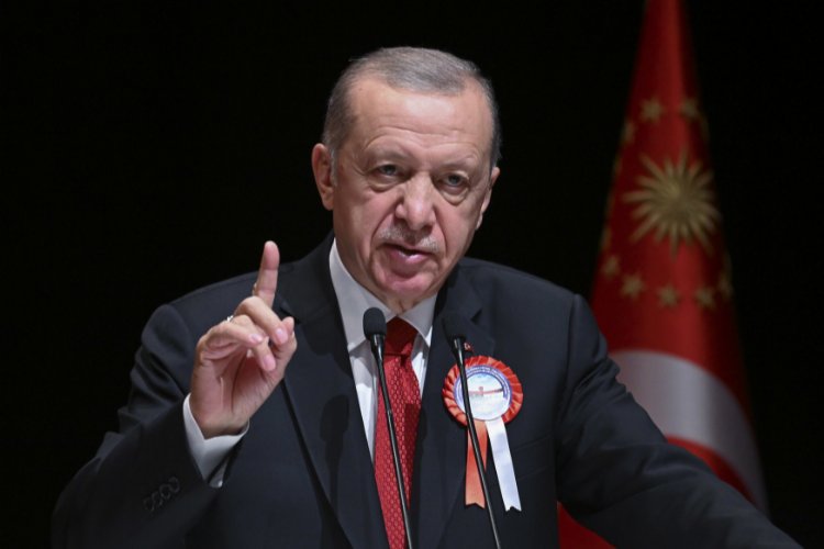 Cumhurbaşkanı Erdoğan: Başarıyı geçmişle ararsak yerimizde sayarız -