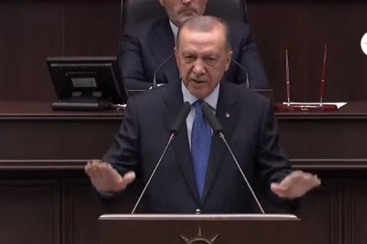 Cumhurbaşkanı Erdoğan: Başörtüsünü Anayasa ile çözelim -