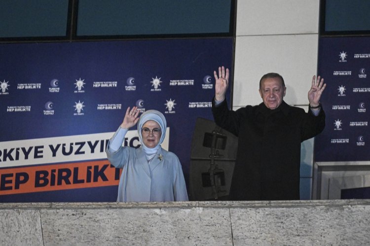 Cumhurbaşkanı Erdoğan: Birileri mutfakta biz balkondayız -