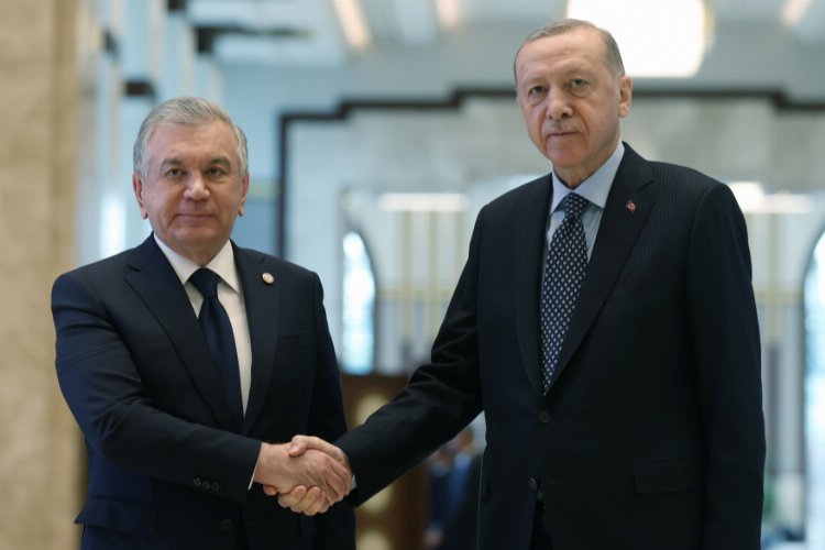 Cumhurbaşkanı Erdoğan'dan Özbekistanlı mevkidaşına tebrik -