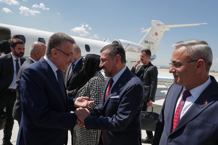 Cumhurbaşkanı Yardımcısı Oktay Kütahya'da -