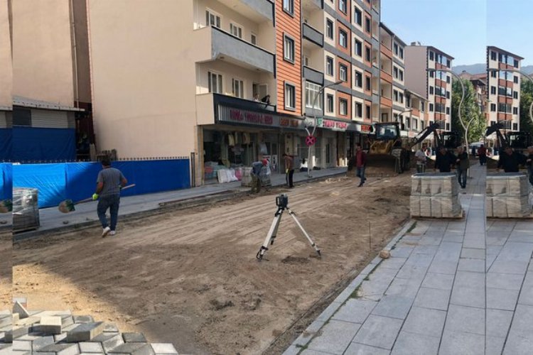 Cumhuriyet Caddesi parke taşa dönüyor -