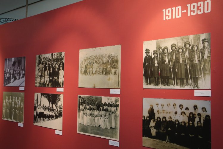 'Cumhuriyetin Kadın Yüzü' sergisi ilgi görüyor -