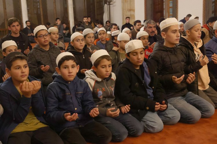 Damat İbrahim Paşa dualarla anıldı -