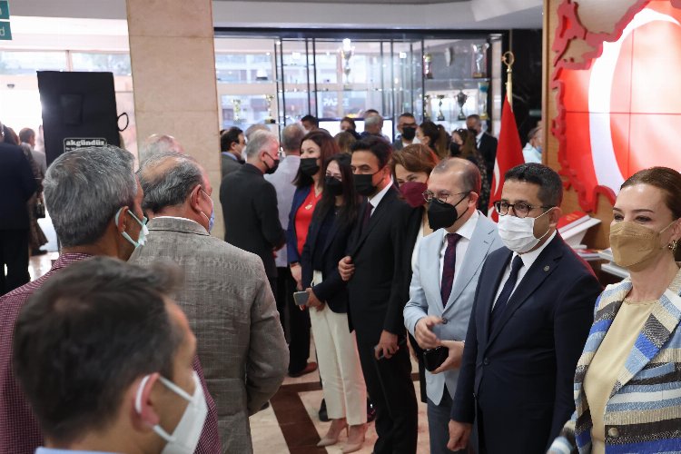 DEÜ'de bayramlaşma sevinci -