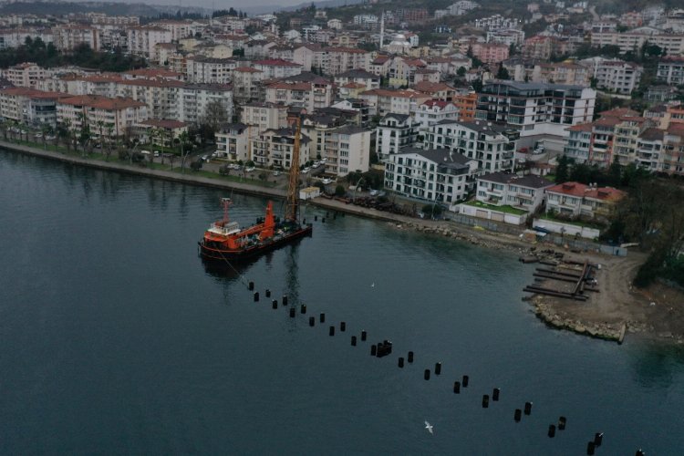 Değirmendere çekek yerine 85 kazık -