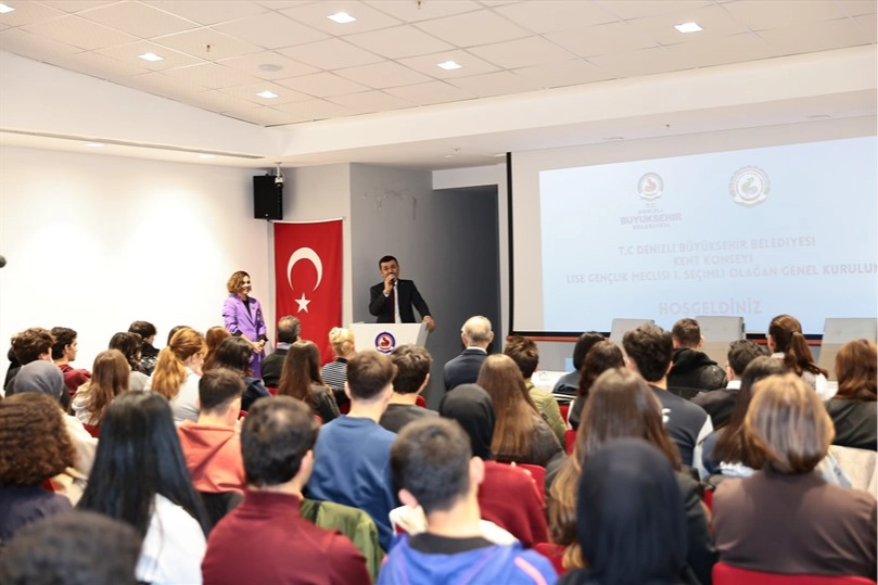Denizli Lise Gençlik Meclisi’nde seçim heyecanı -
