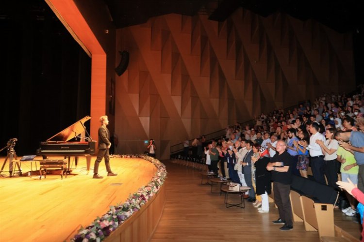 Denizlili genç müzisyenden unutulmaz piyano resitali -