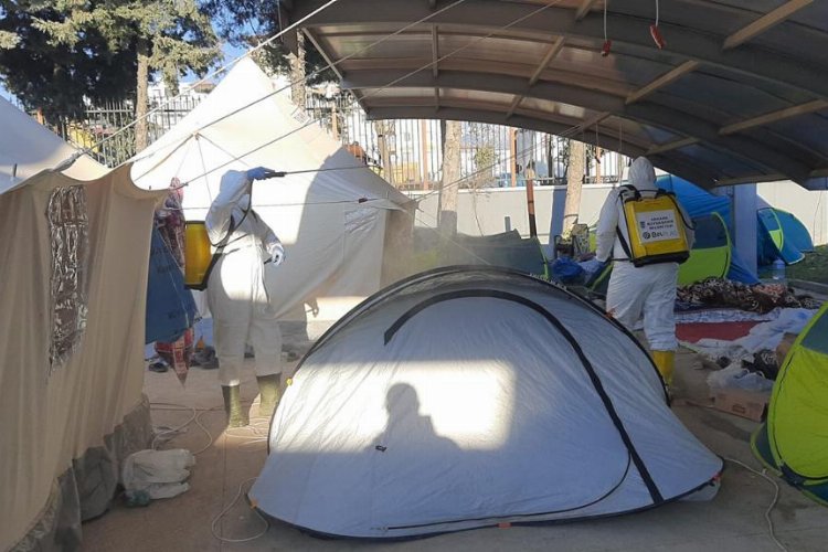 Deprem bölgesi ilaçlanıyor -