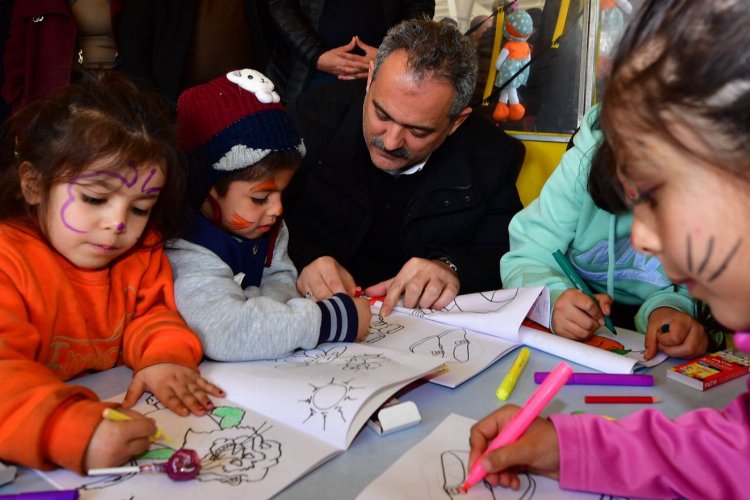 Deprem bölgesinden 55 bine yakın öğrenci nakil oldu -