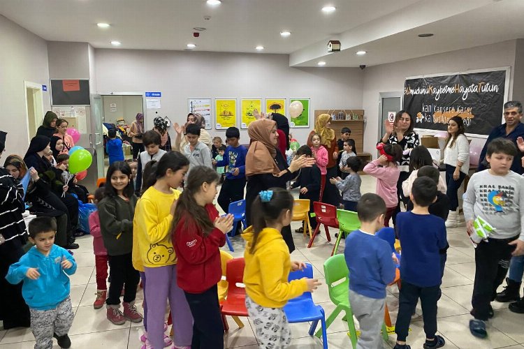 Deprem çocuklarına Kayseri'den psikolojik destek -