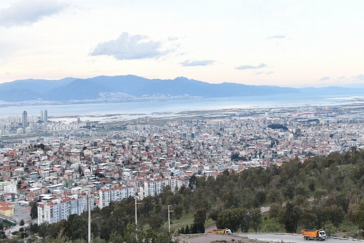 Depremler Çiğli'nin çalışmasını hızlandırdı... 30 binden fazla yapı taranacak -