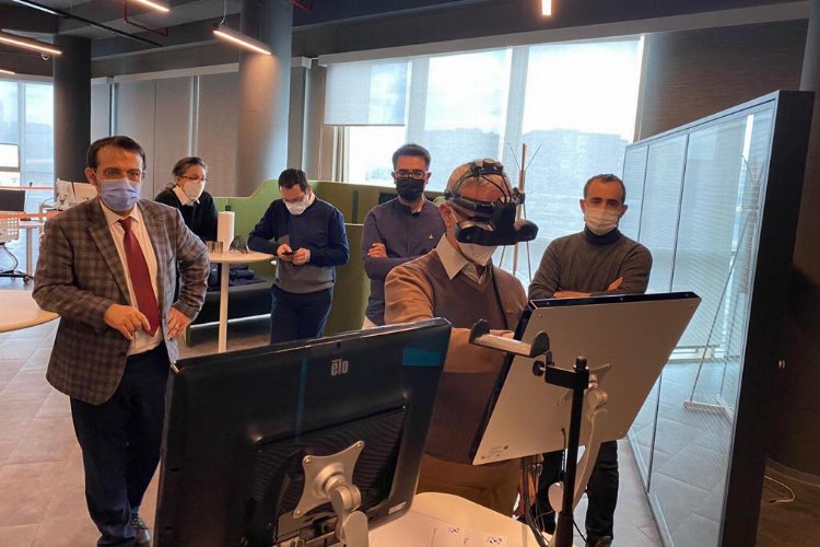 Depremzede doktorlara eğitim desteği -