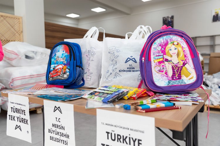 Depremzede öğrencilere kırtasiye desteği -