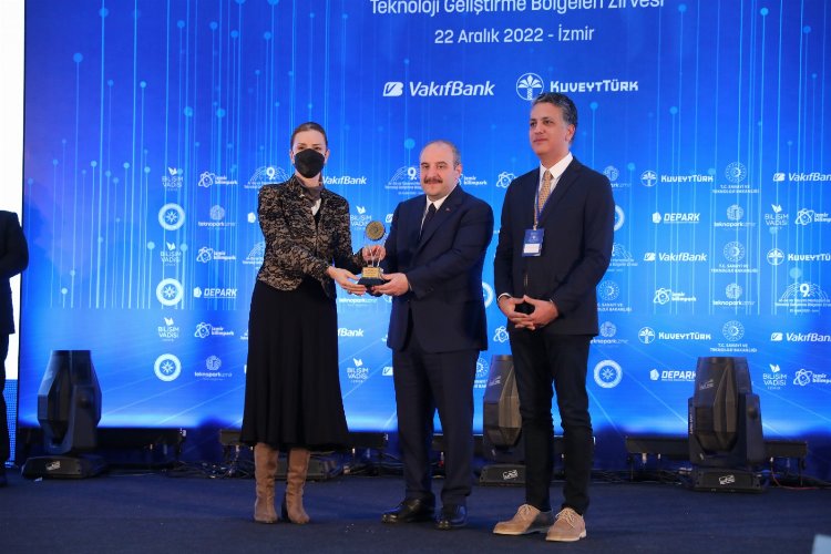 DEÜ'de gurur günü -