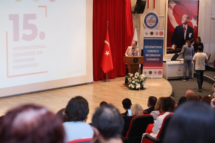 DEÜ, uluslararası kongreye ev sahipliği yaptı -