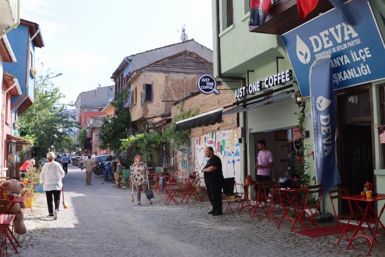 DEVA Mudanya'da 'temiz' farkındalık... Çevre temizliğine kendi sokaklarından başladı -