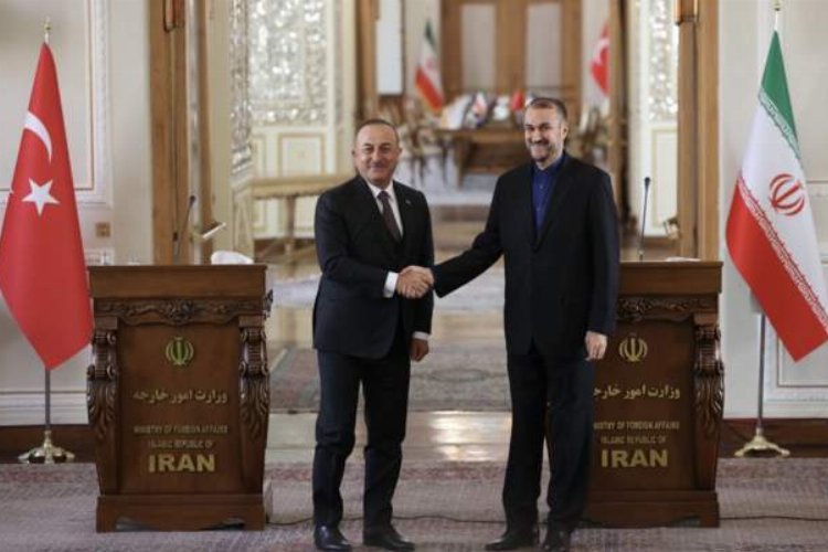 Dışişleri Bakanı Çavuşoğlu'ndan İran'a resmi ziyaret 