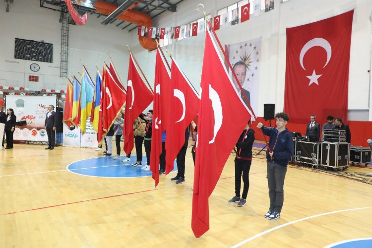 Dilovası'nda 19 Mayıs coşkusu -