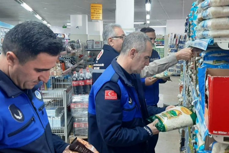 Dilovası’nda marketler denetlendi -