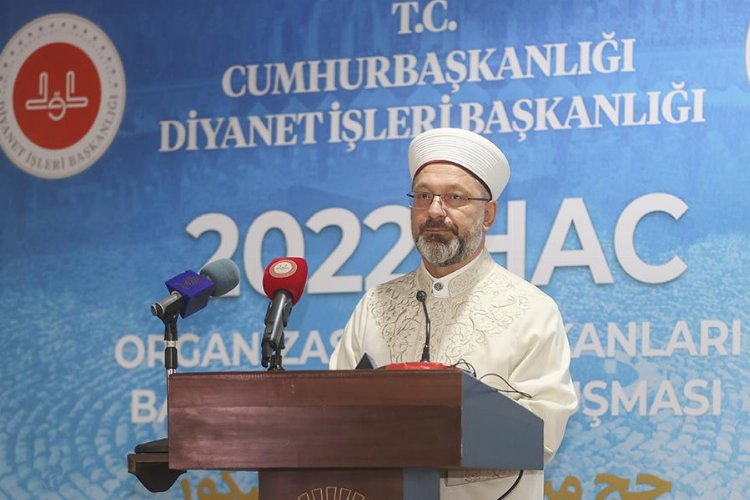 Diyanet İşleri Başkanı duyurdu! Haklar 2024'e ertelenebilecek -