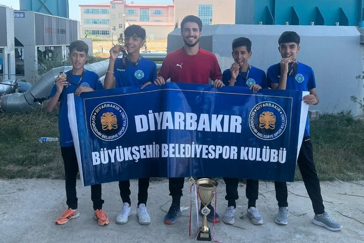 Diyarbakır Büyükşehir Belediyesi sporcuları Türkiye şampiyonu oldu -
