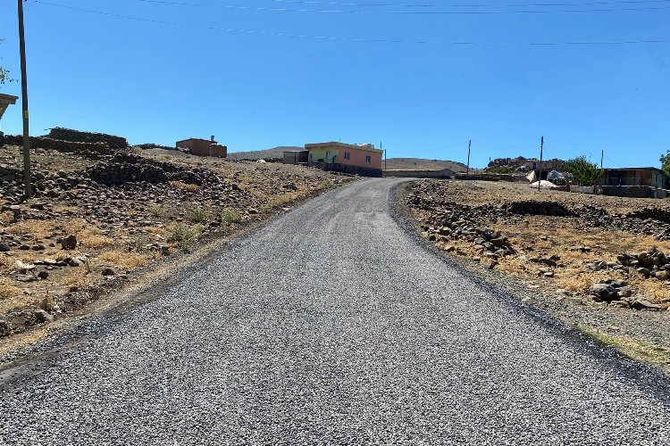 Diyarbakır’da 428 kilometre yola asfalt -
