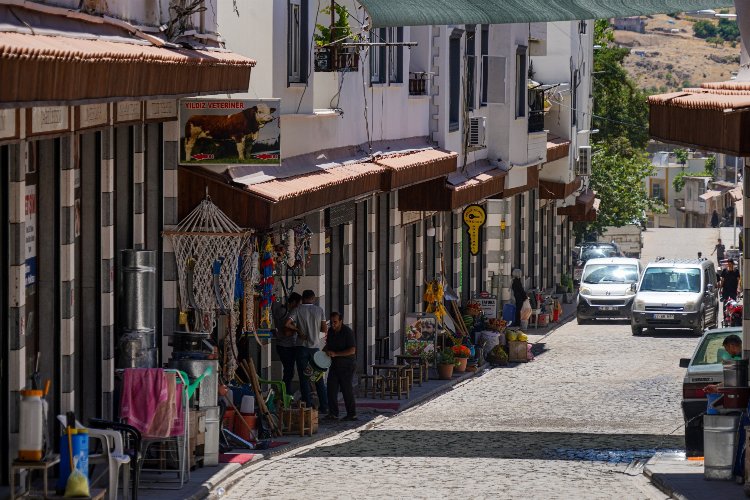 Diyarbakır'da Çermik Çarşısı yenilendi -
