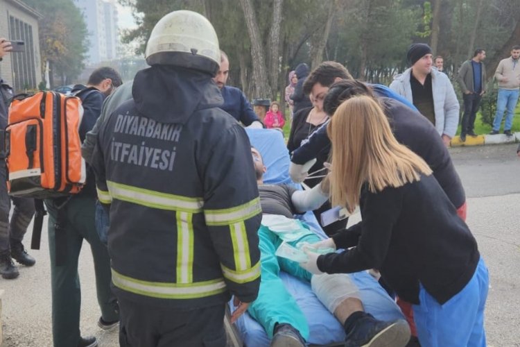 Diyarbakır itfaiyesinden yangın tatbikatı -