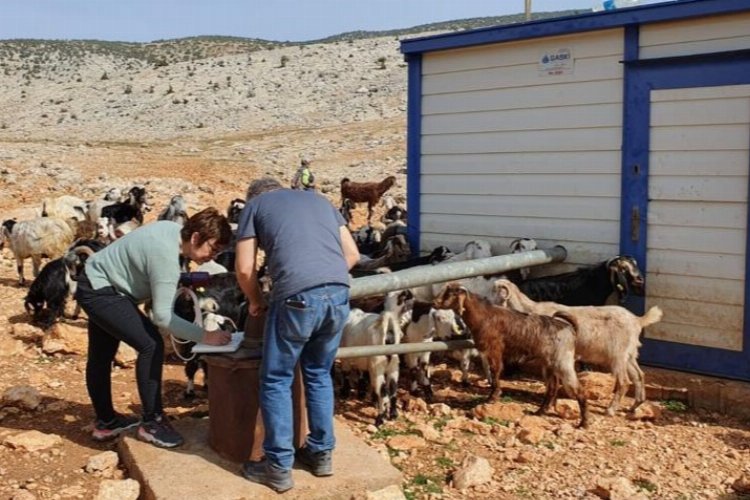 Dokuz Eylül ekibi deprem atıklarının bertarafı için sahada -