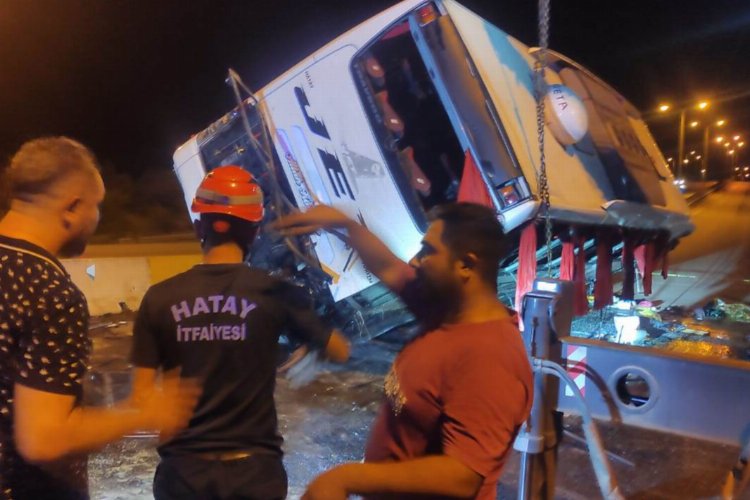 Dörtyol’daki kazaya itfayeden anında müdahale -