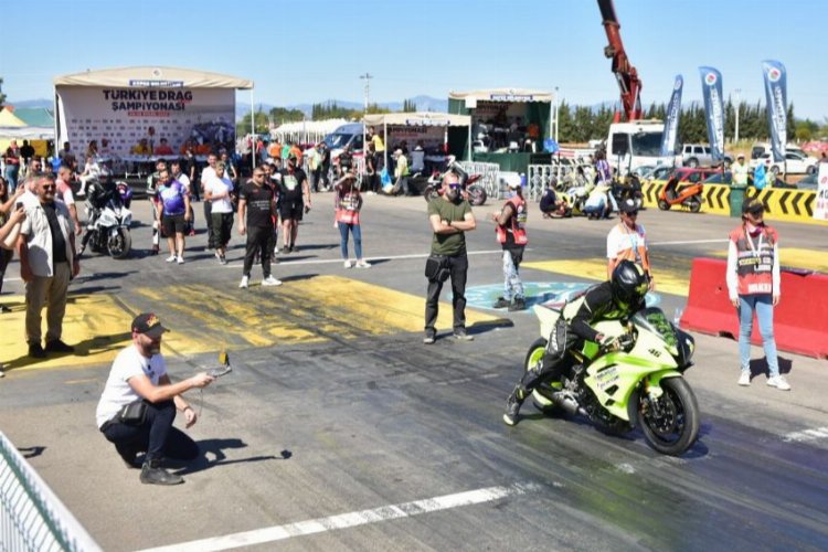 Drag şampiyonası Antalya'da yapıldı -