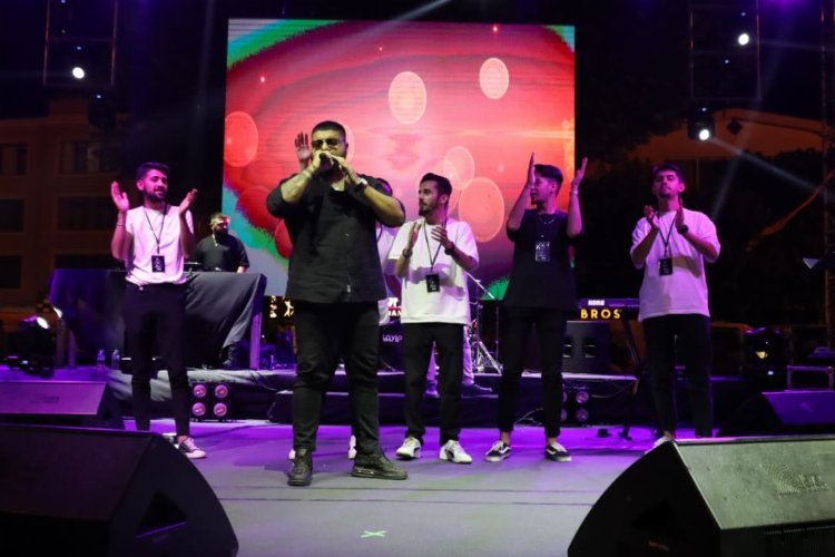 'Dünya Düzce Günleri'nde coşku bitmiyor -