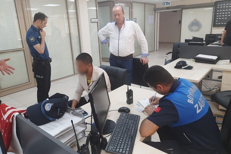 Duygu tacirinin oyununu Kocaeli Büyükşehir zabıtası bozdu -
