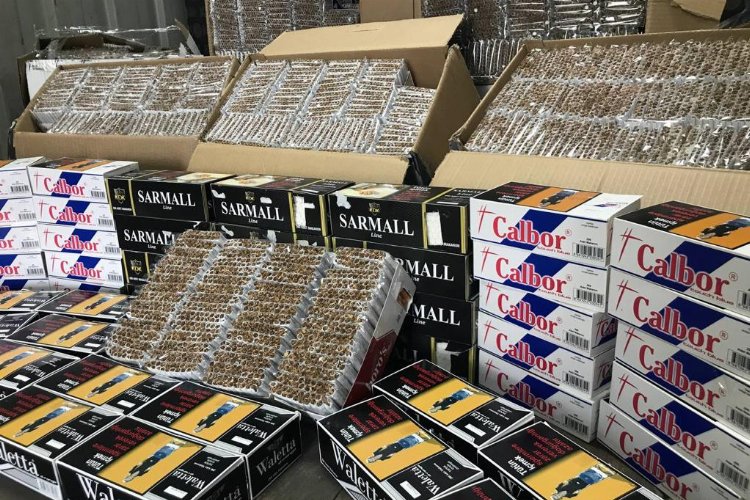 Düzce'de on binlerce tütün dolu makaronlar ele geçirildi -