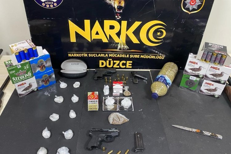 Düzce'de uyuşturucu ile mücadelede sokak çalışması -