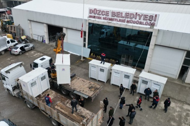 Düzce'den deprem bölgesine seyyar tuvalet -