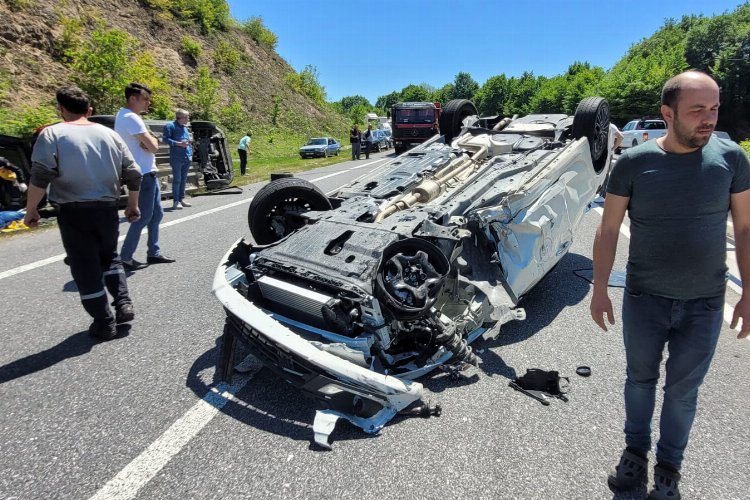 Düzce’de trafik kazası: 2 yaralı -